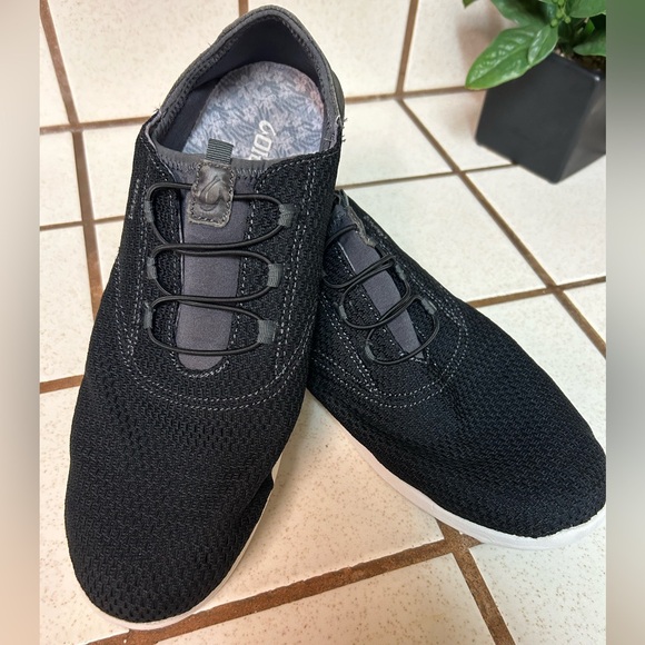 Olukai Mens Shoes Alapa Li Walking ,Casual, Slip on, gym‎ black and gray Size 12 - Picture 1 of 7